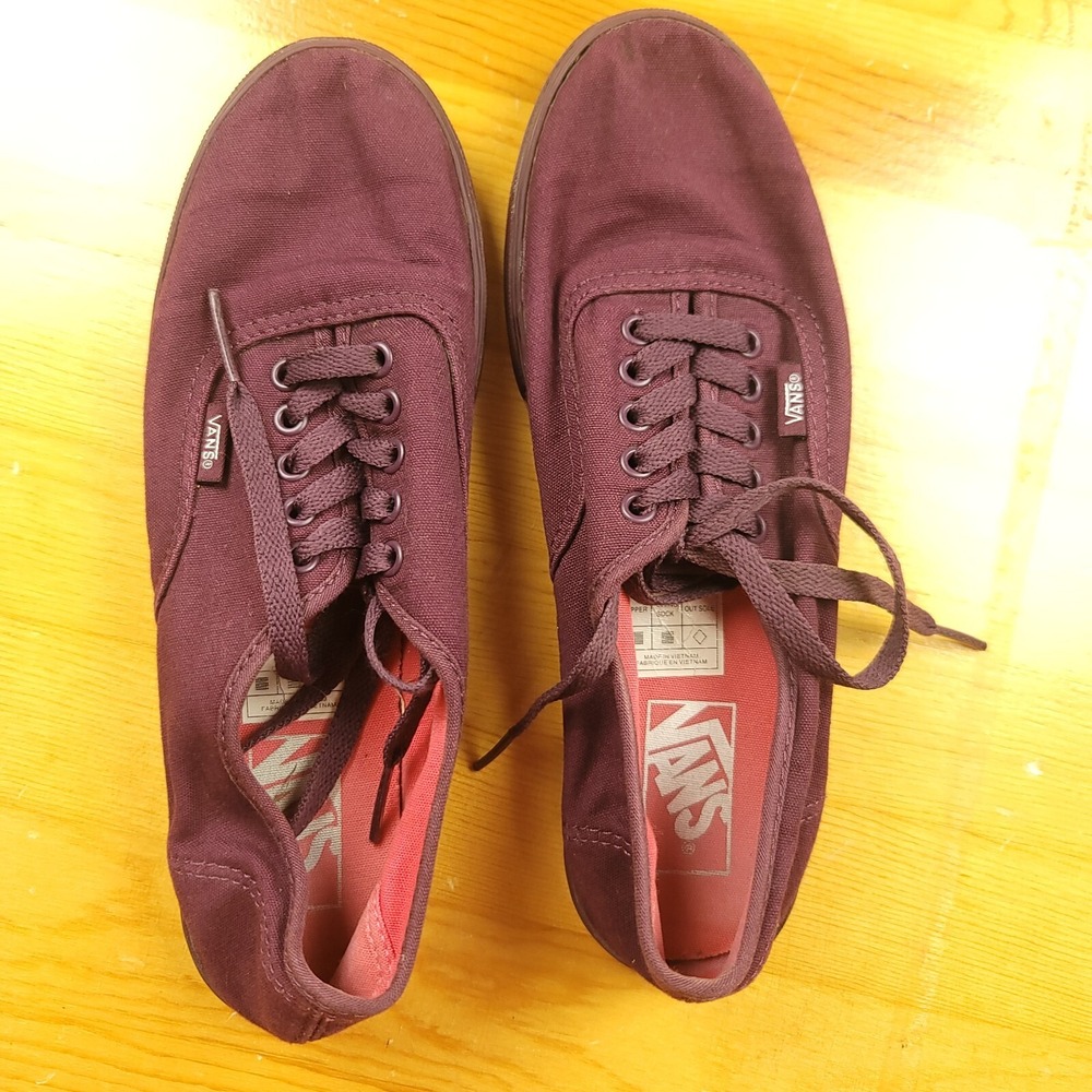 VANS  Womens‎ Size 8 Maroon Red Low Top Canvas Lace Up Sneakers Shoes TB4R
